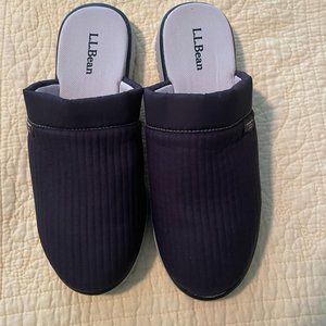 Size 8 LLBean navy blue airlight scuff slippers